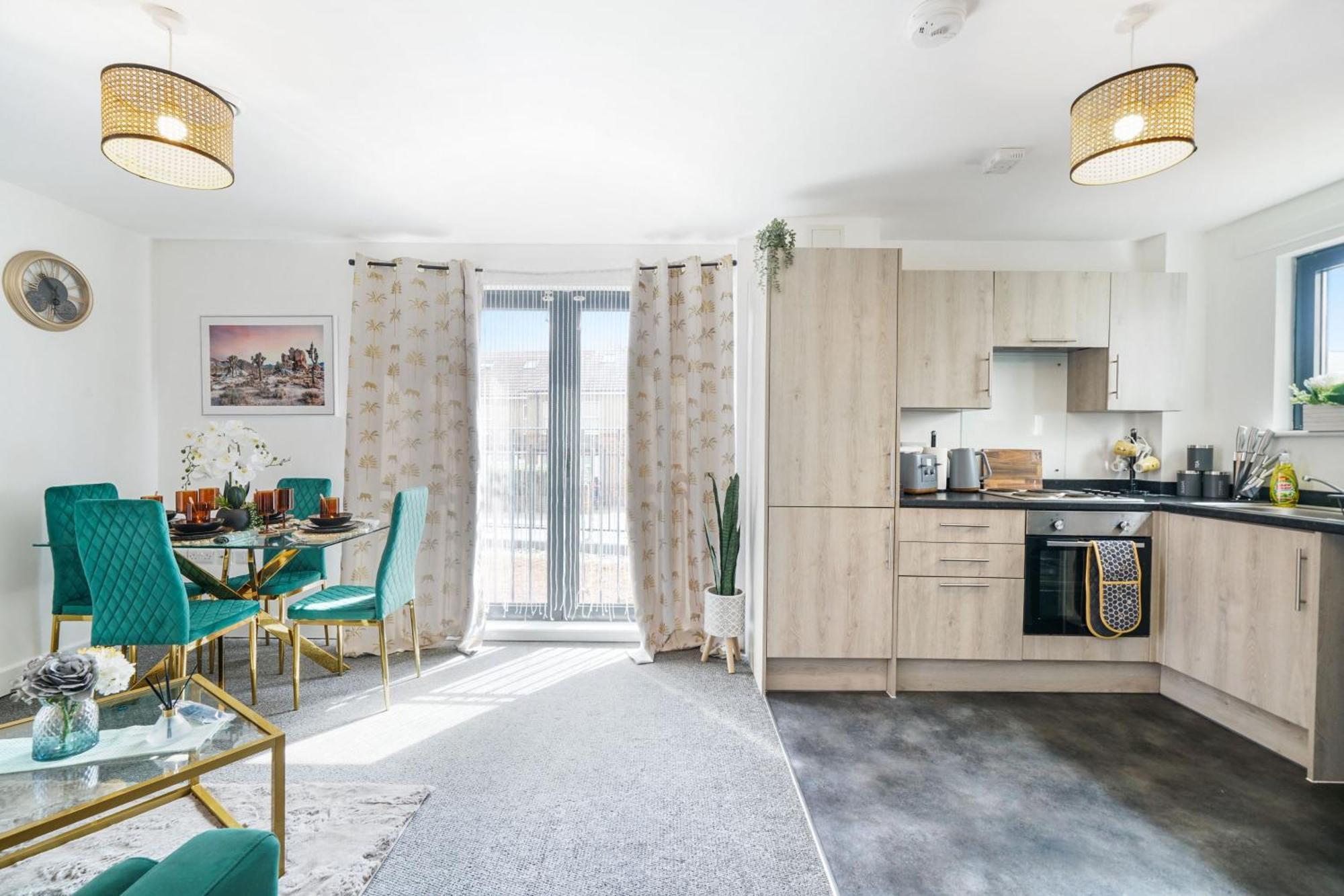 One And Two Bed Apartments Slough Near Heathrow Colnbrook Exteriör bild