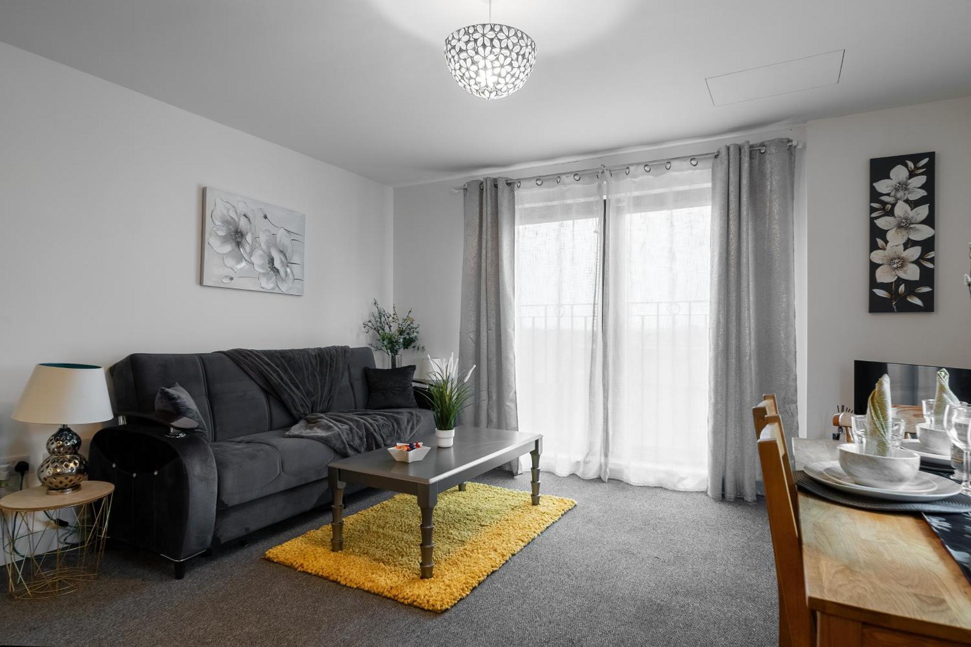 One And Two Bed Apartments Slough Near Heathrow Colnbrook Exteriör bild