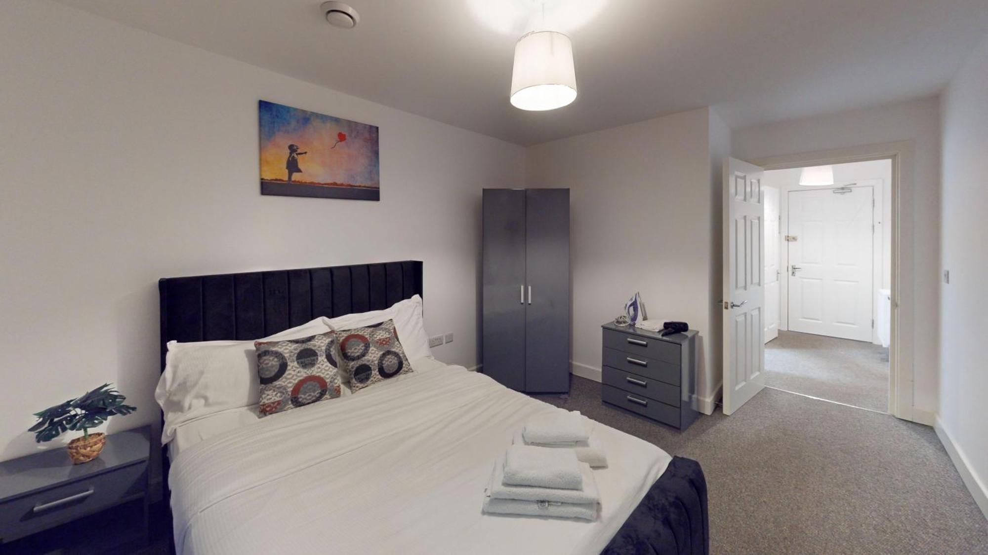 One And Two Bed Apartments Slough Near Heathrow Colnbrook Exteriör bild